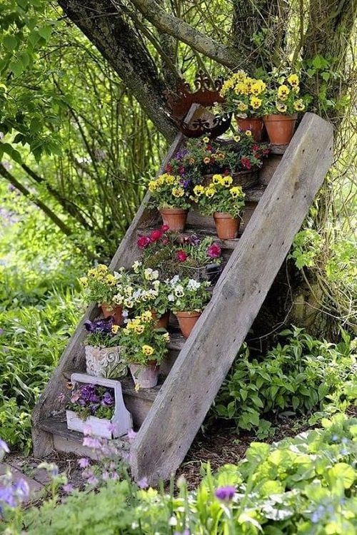 When 40 Cheap Flea Market Things Become Garden Decor