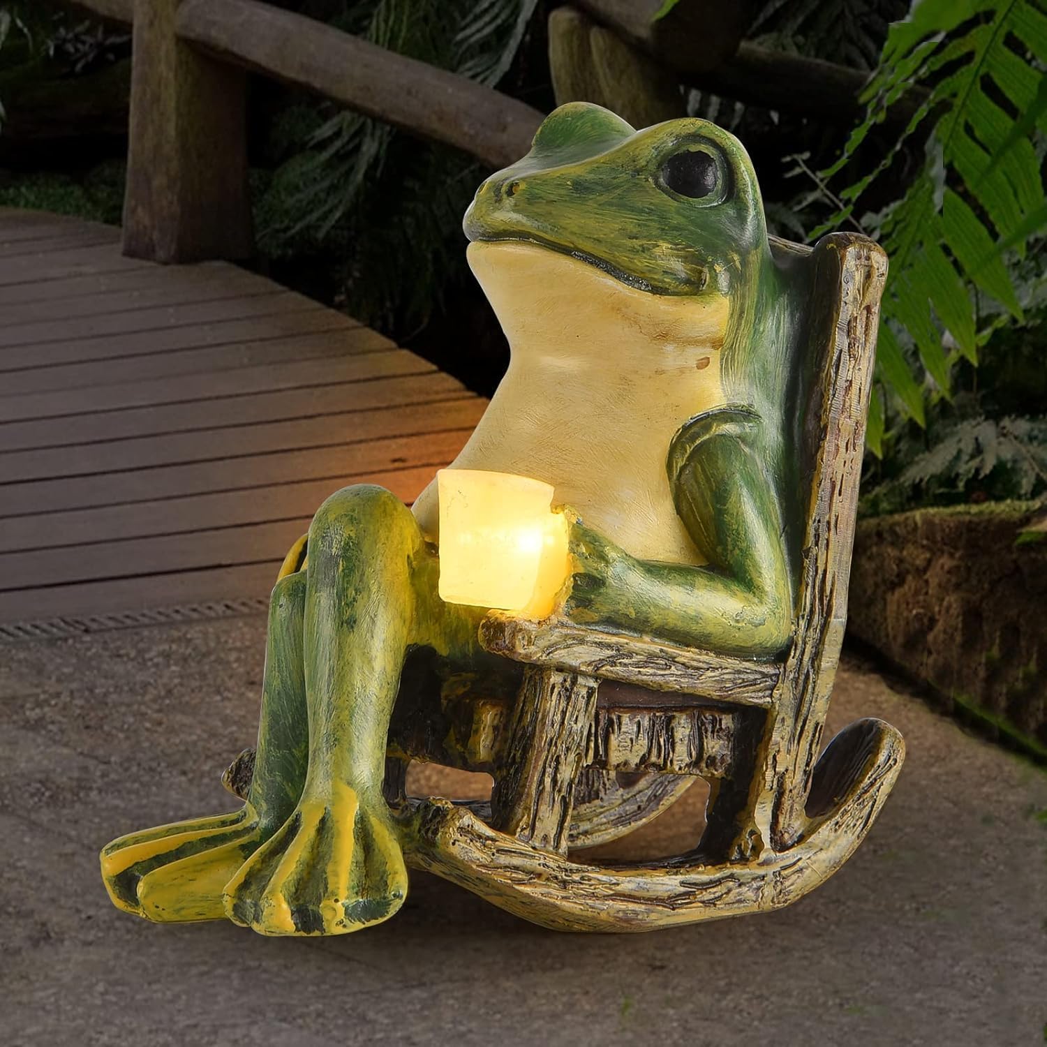 🪴 Today’s Garden Deals Find: Miniature Frog Statue